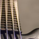 Ile strun ma gitara basowa?
